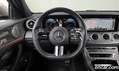 Mercedes-Benz E-Class 2022 2.0 гидро, миниатюра 12