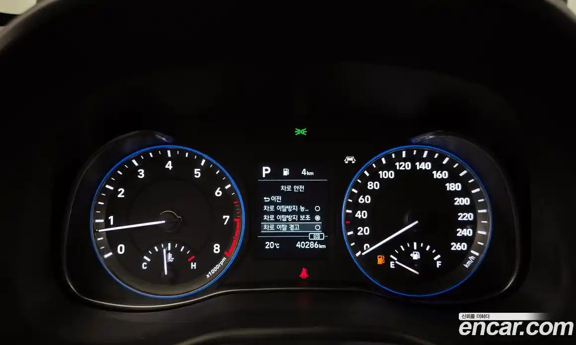 Hyundai Kona 2020 1.6 гидро, фото 11