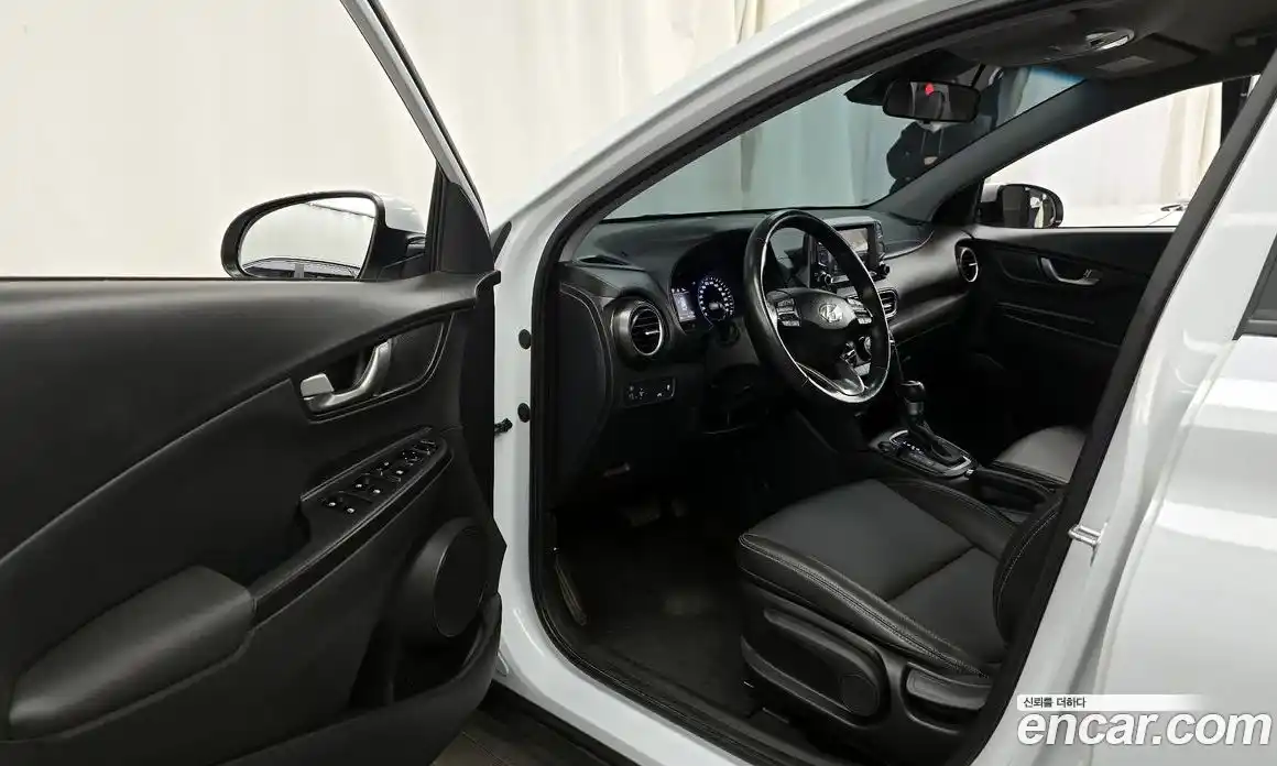 Hyundai Kona 2020 1.6 гидро, фото 13