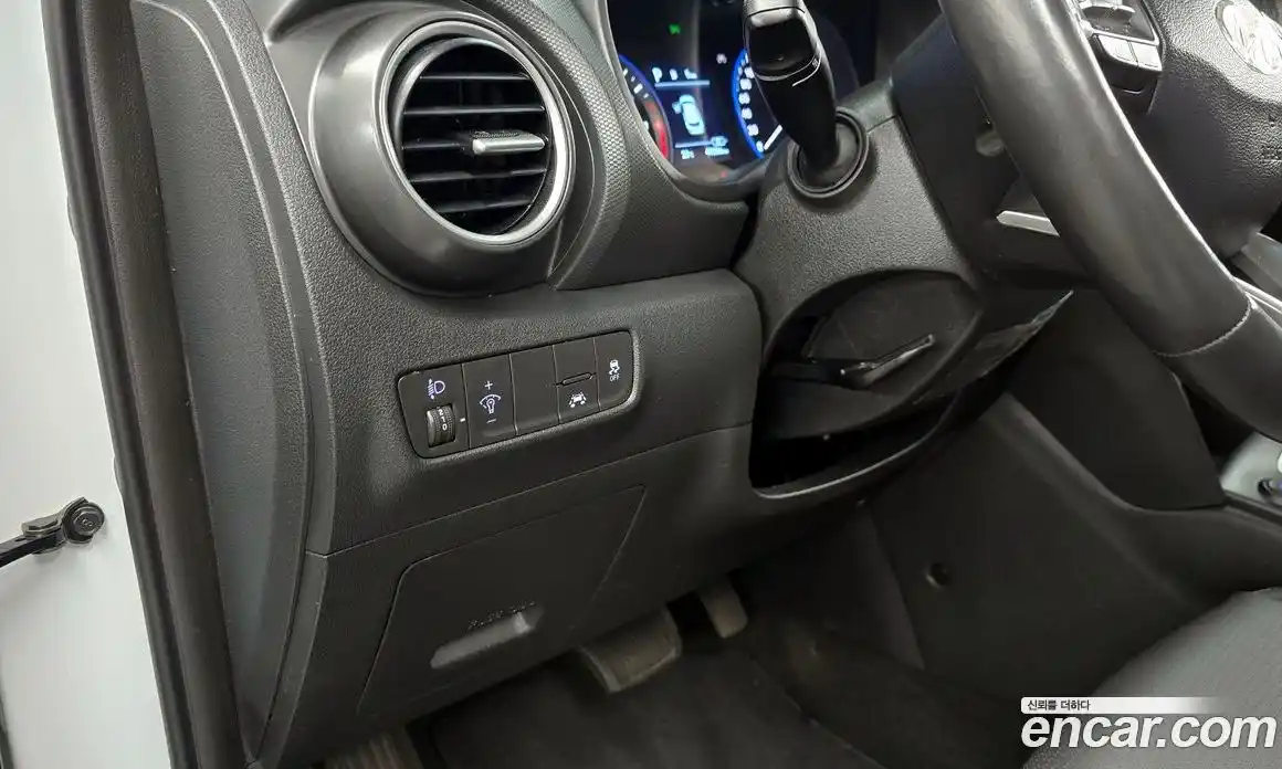 Hyundai Kona 2020 1.6 гидро, фото 25