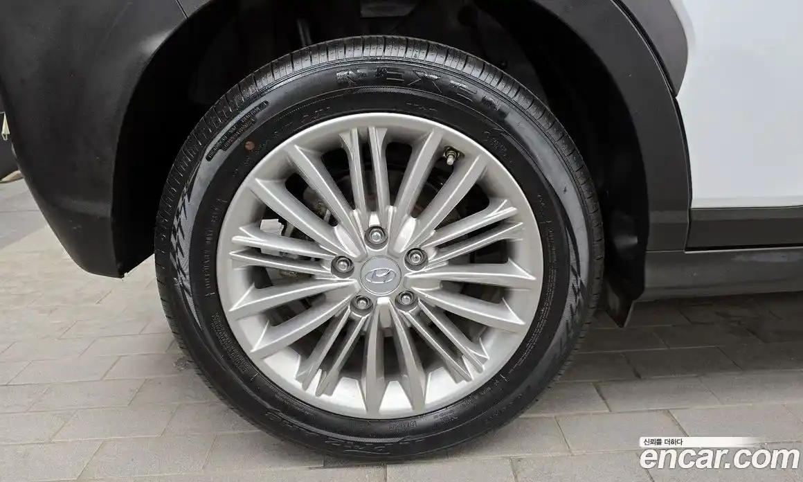 Hyundai Kona 2020 1.6 гидро, фото 5