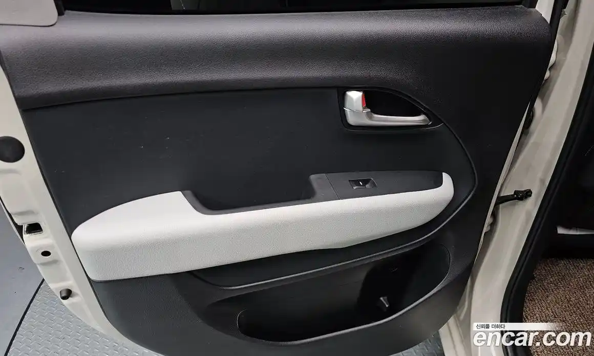 Kia Ray 2023 1.0 гидро, фото 15