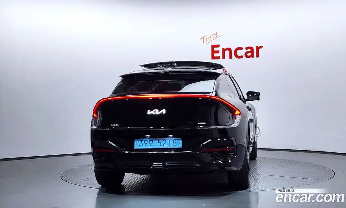 Kia EV6 2024 0.1 гидро, фото 4