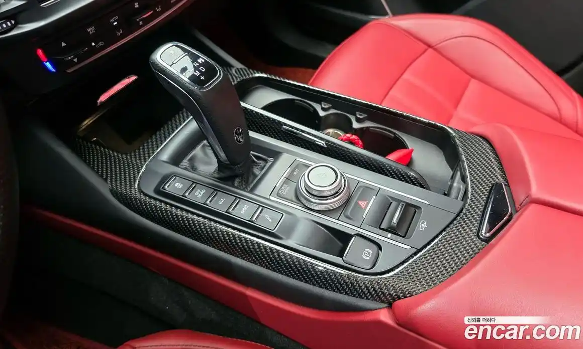 Maserati Levante 2022 3.0 гидро, фото 12