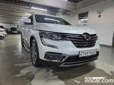 Renault QM6
