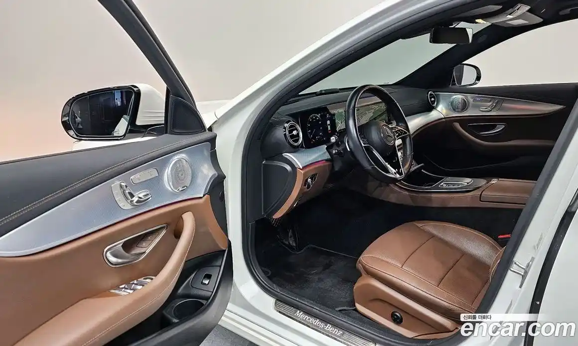 Mercedes-Benz E-Class 2021 2.0 гидро, фото 11