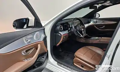 Mercedes-Benz E-Class 2021 2.0 гидро, миниатюра 11