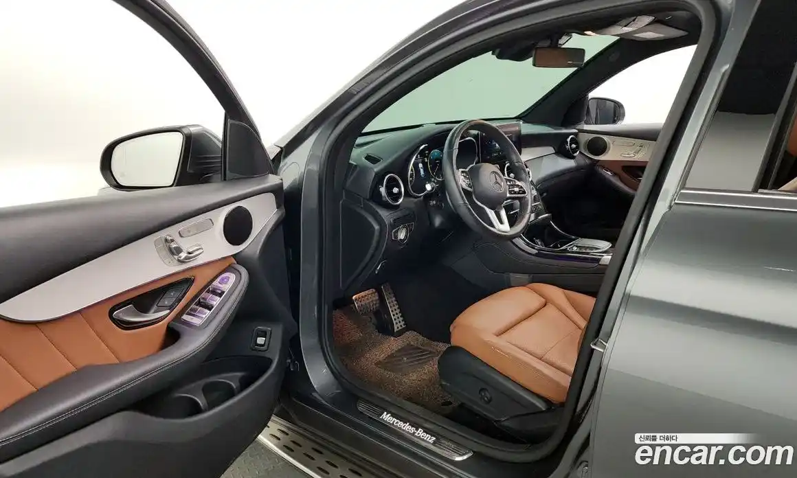 Mercedes-Benz GLC-Class 2020 1.9 гидро, фото 10 Mercedes-Benz GLC-Class 2020 1.9 гидро, фото 10