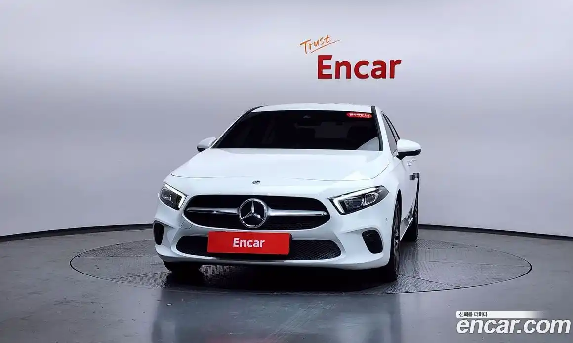 Mercedes-Benz A-Class 2022 2.0 гидро, фото 3 Mercedes-Benz A-Class 2022 2.0 гидро, фото 3