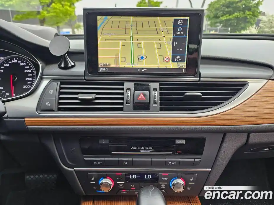 Audi A6 2015 3.0 автомат (гидро), фото 12