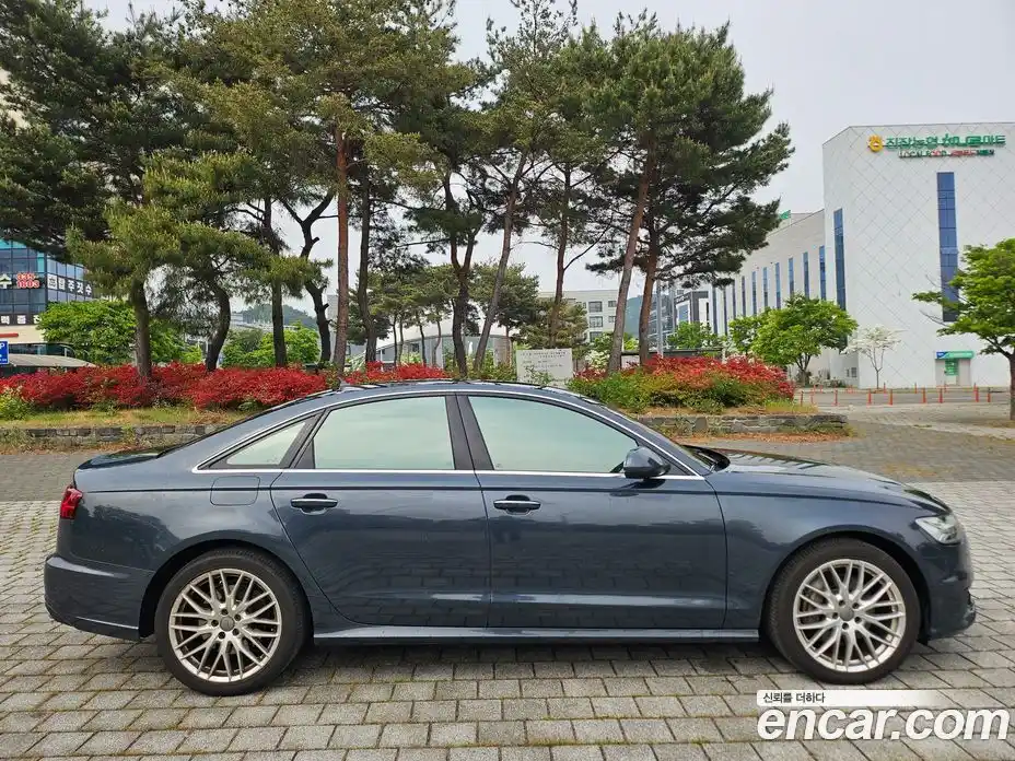 Audi A6 2015 3.0 автомат (гидро), фото 4
