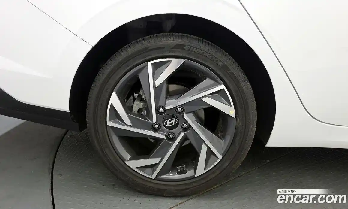 Hyundai Avante 2024 1.6 гидро, фото 5