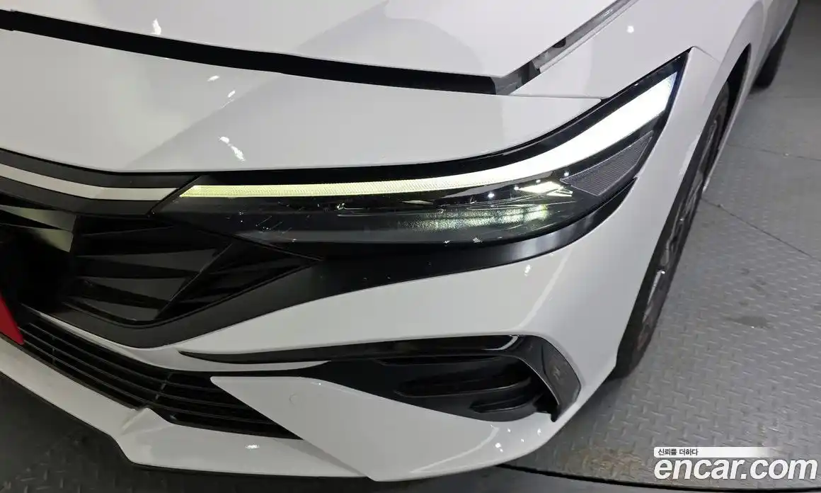 Hyundai Avante 2024 1.6 гидро, фото 8