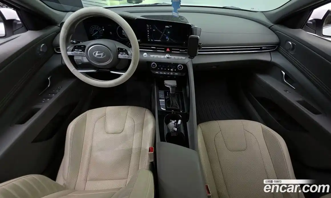 Hyundai Avante 2024 1.6 гидро, фото 10