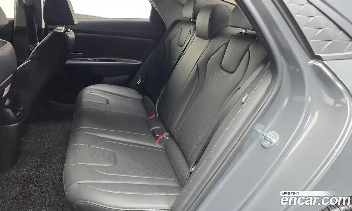 Hyundai Avante 2025 1.6 гидро, фото 18