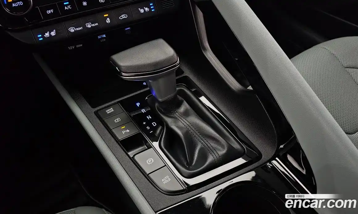Hyundai Avante 2024 1.6 гидро, фото 12
