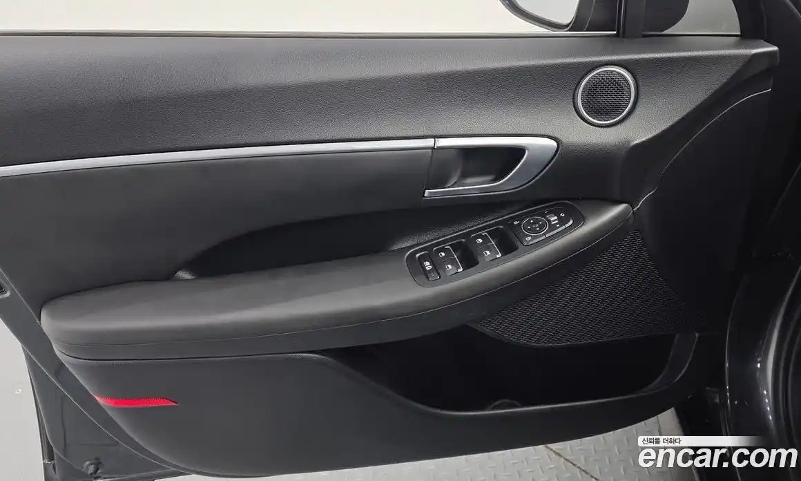 Hyundai Sonata 2020 2.0 автомат (гидро), фото 14