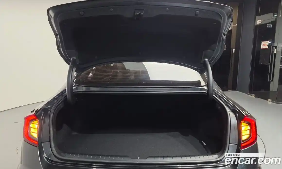Hyundai Sonata 2020 2.0 автомат (гидро), фото 26