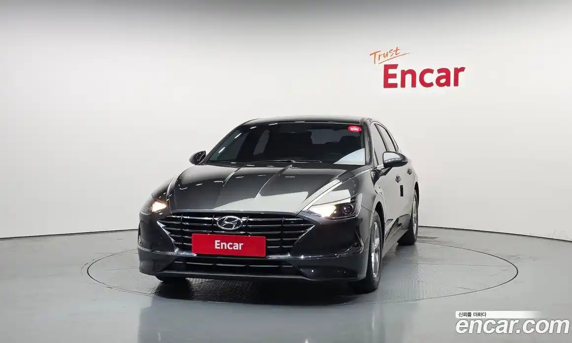 Hyundai Sonata 2020 2.0 автомат (гидро), фото 3