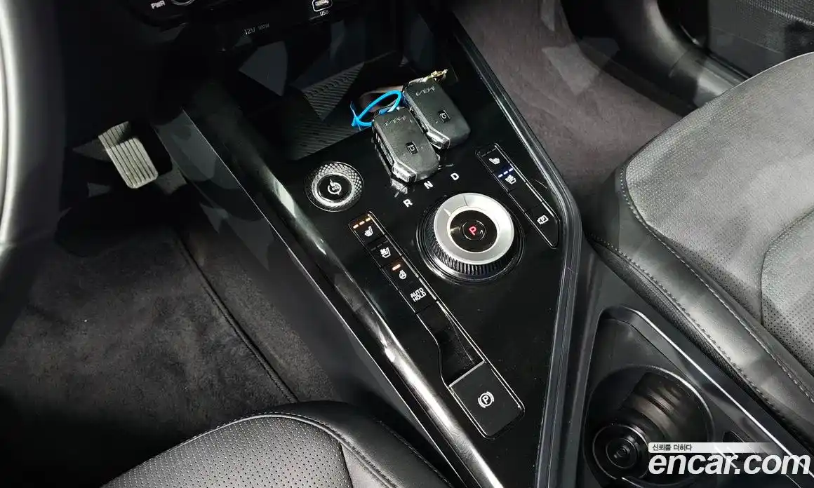 Kia Niro 2024 0.2 автомат (гидро), фото 12