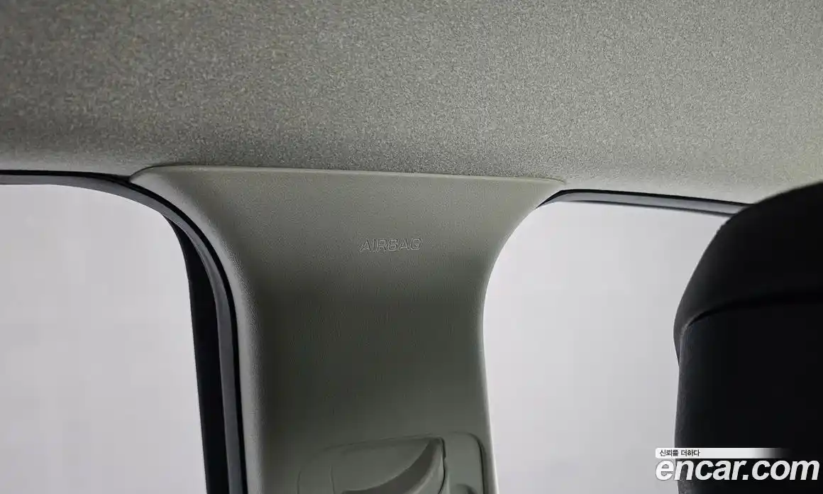 Kia Niro 2024 0.2 автомат (гидро), фото 16