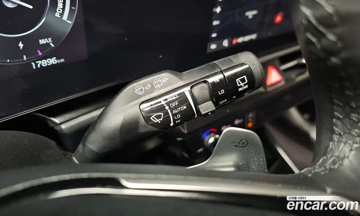Kia Niro 2024 0.2 автомат (гидро), фото 27