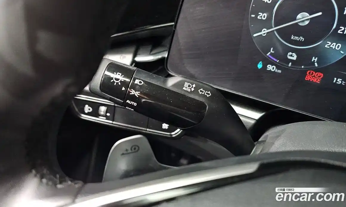 Kia Niro 2024 0.2 автомат (гидро), фото 28