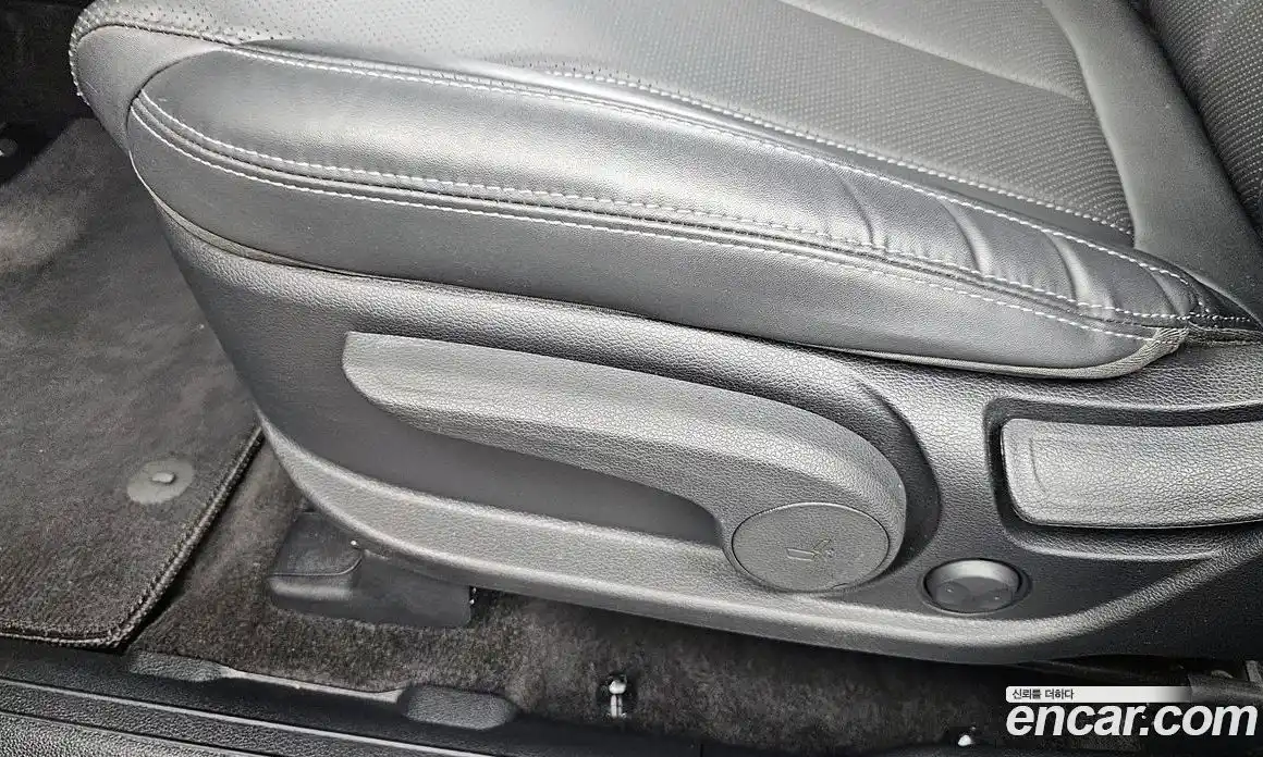 Hyundai Santa Fe 2023 1.6 гидро, фото 32