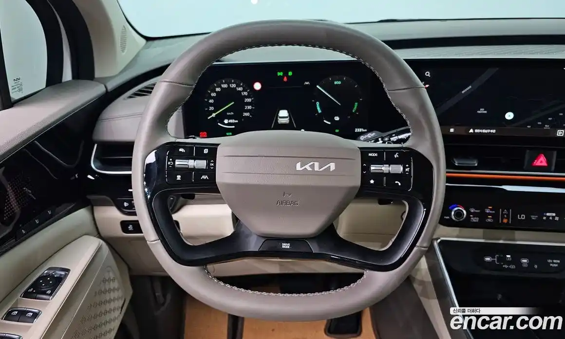 Kia Carnival 2025 1.6 автомат (гидро), фото 21