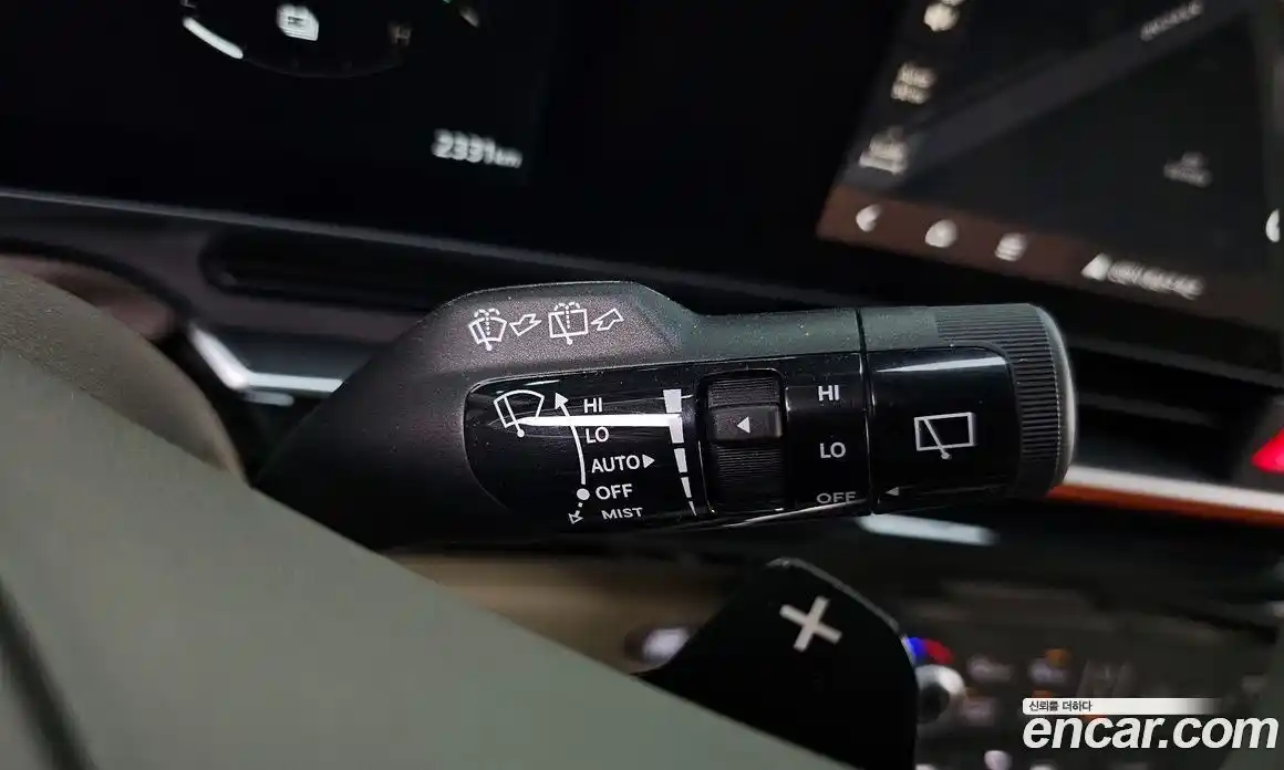Kia Carnival 2025 1.6 автомат (гидро), фото 29