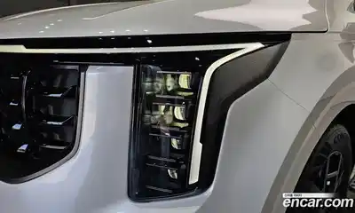 Kia Carnival 2025 1.6 автомат (гидро), миниатюра 8