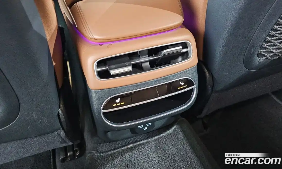 Genesis GV70 2021 2.5 автомат (гидро), фото 25