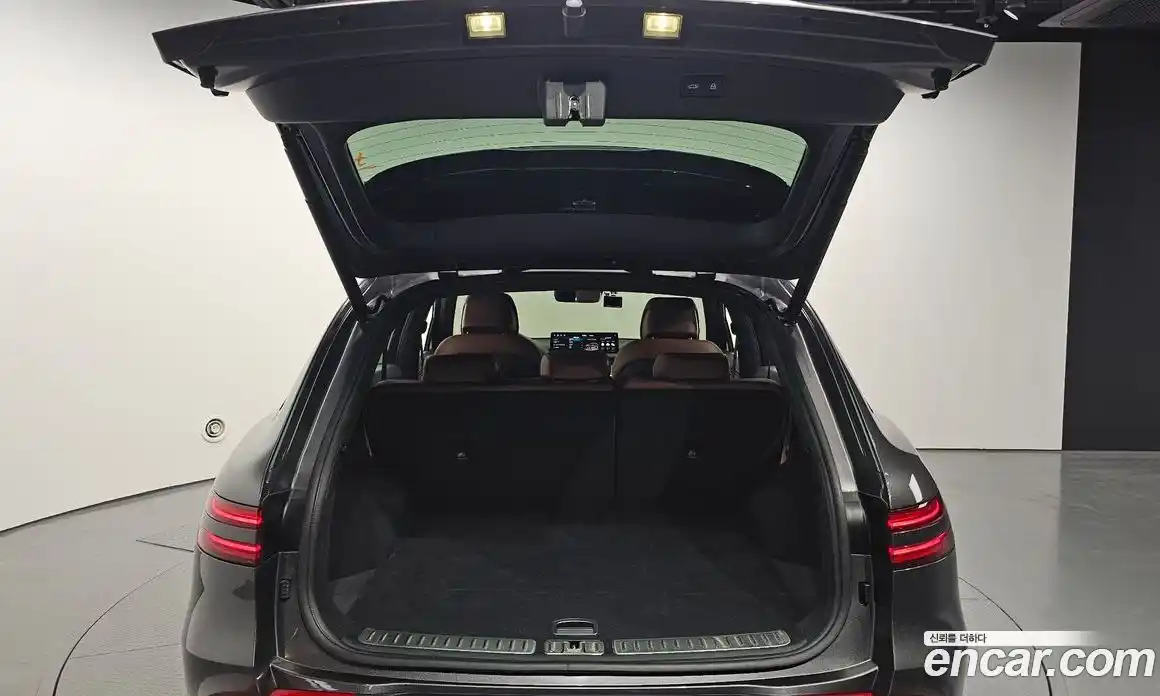 Genesis GV70 2021 2.5 автомат (гидро), фото 26
