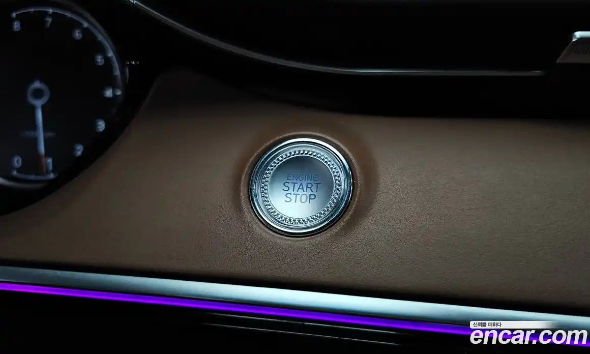 Genesis GV70 2021 2.5 автомат (гидро), фото 27