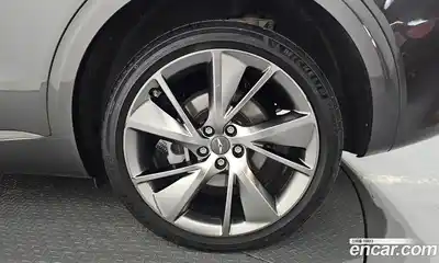 Genesis GV70 2021 2.5 автомат (гидро), миниатюра 7