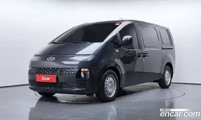 Hyundai Staria, 2023
