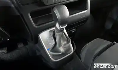 Hyundai Staria 2023 2.2 гидро, миниатюра 12
