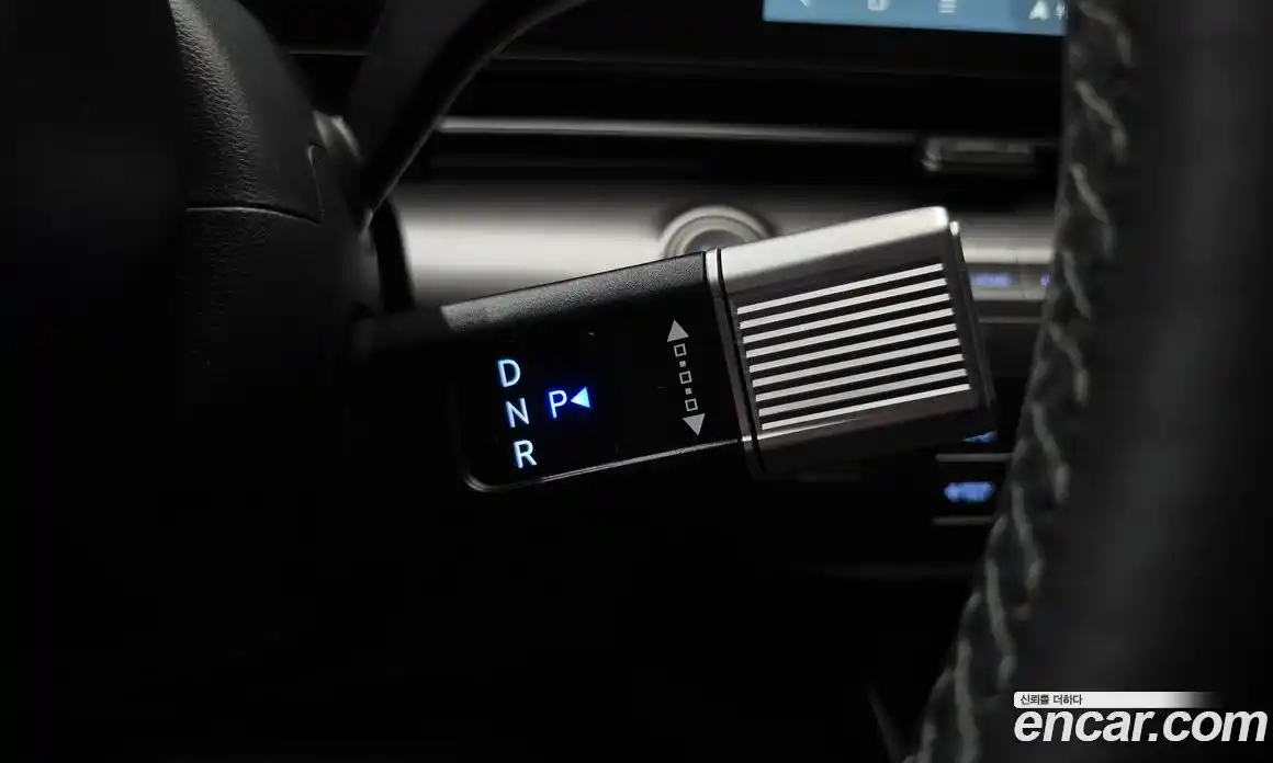 Hyundai Kona 2024 1.6 автомат (гидро), фото 12