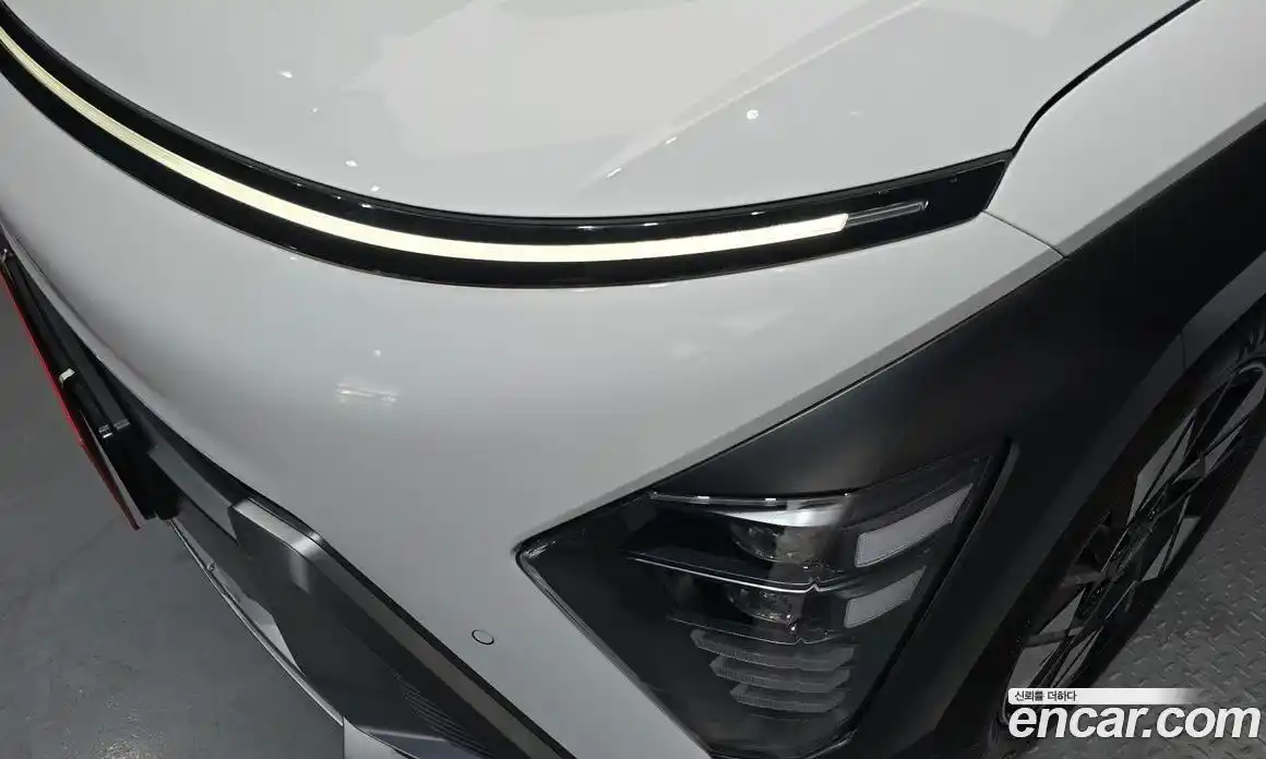 Hyundai Kona 2024 1.6 автомат (гидро), фото 8