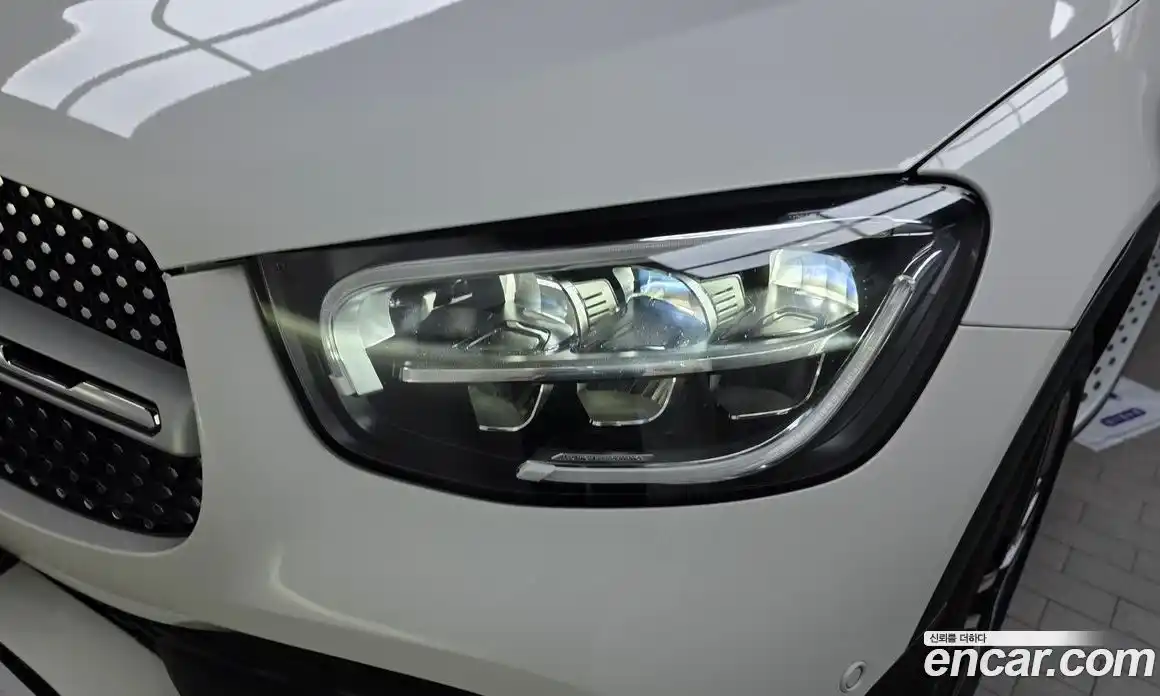 Mercedes-Benz GLC-Class 2021 2.0 автомат (гидро), фото 8