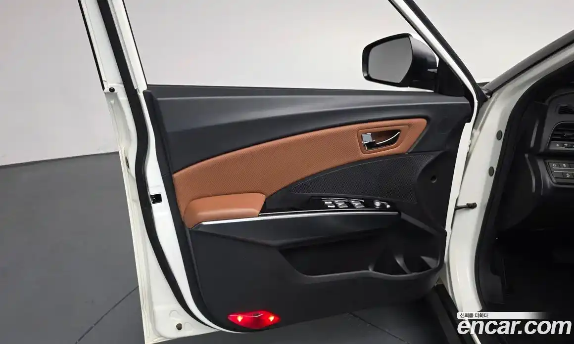 SsangYong TIBOLI 2019 1.6 гидро, фото 13