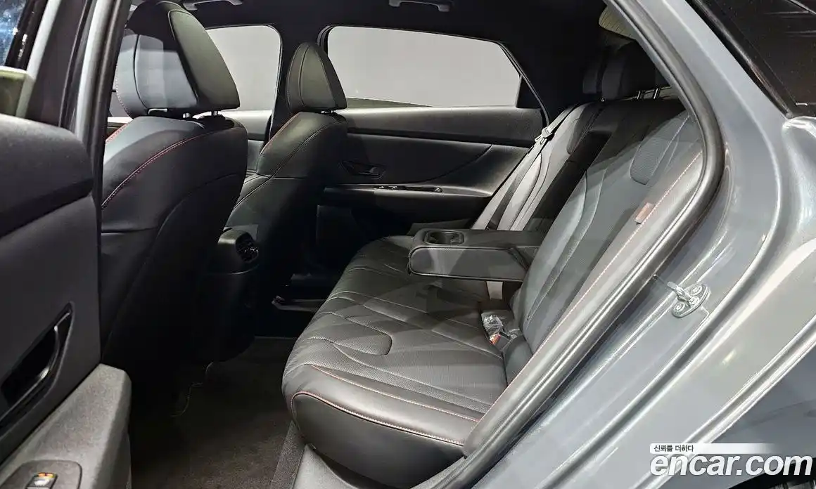 Hyundai Avante 2024 1.6 гидро, фото 12
