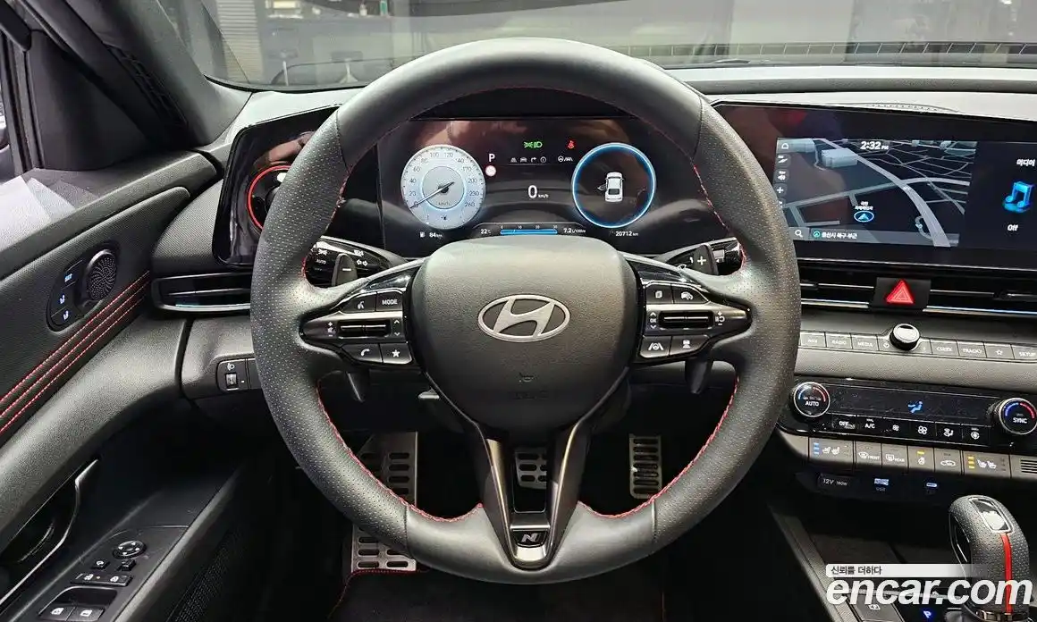 Hyundai Avante 2024 1.6 гидро, фото 13