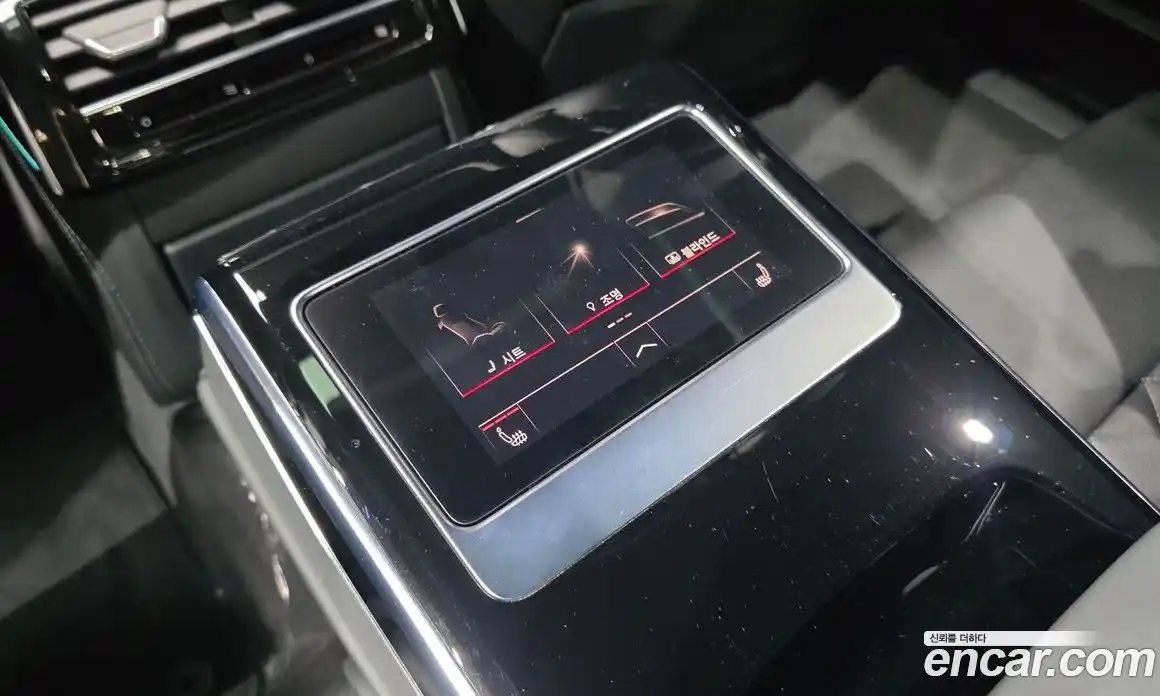 Audi A8 2023 3.0 автомат (гидро), фото 27