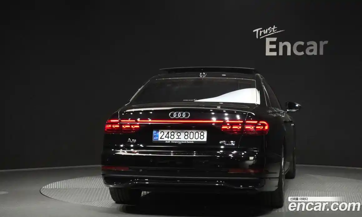 Audi A8 2023 3.0 автомат (гидро), фото 4