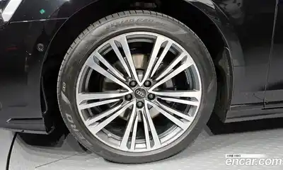 Audi A8 2023 3.0 автомат (гидро), миниатюра 5