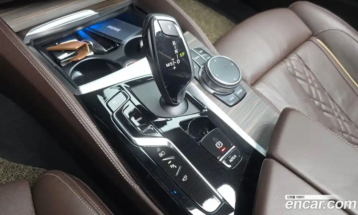 BMW 5-Series 2022 2.0 гидро, фото 11