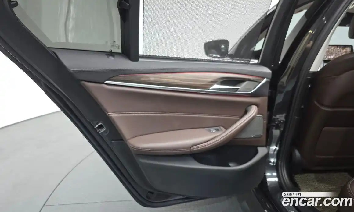 BMW 5-Series 2022 2.0 гидро, фото 14