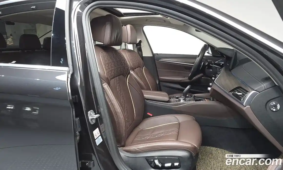 BMW 5-Series 2022 2.0 гидро, фото 16