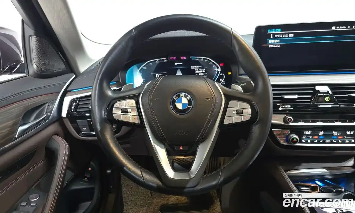 BMW 5-Series 2022 2.0 гидро, фото 18